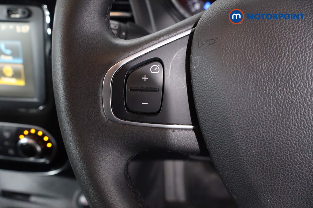 Used Renault Captur 2018 for sale - 77462856: Photo 15