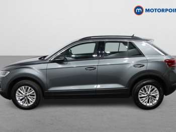 Used Volkswagen T-Roc 2023 for sale - 74772638: Photo