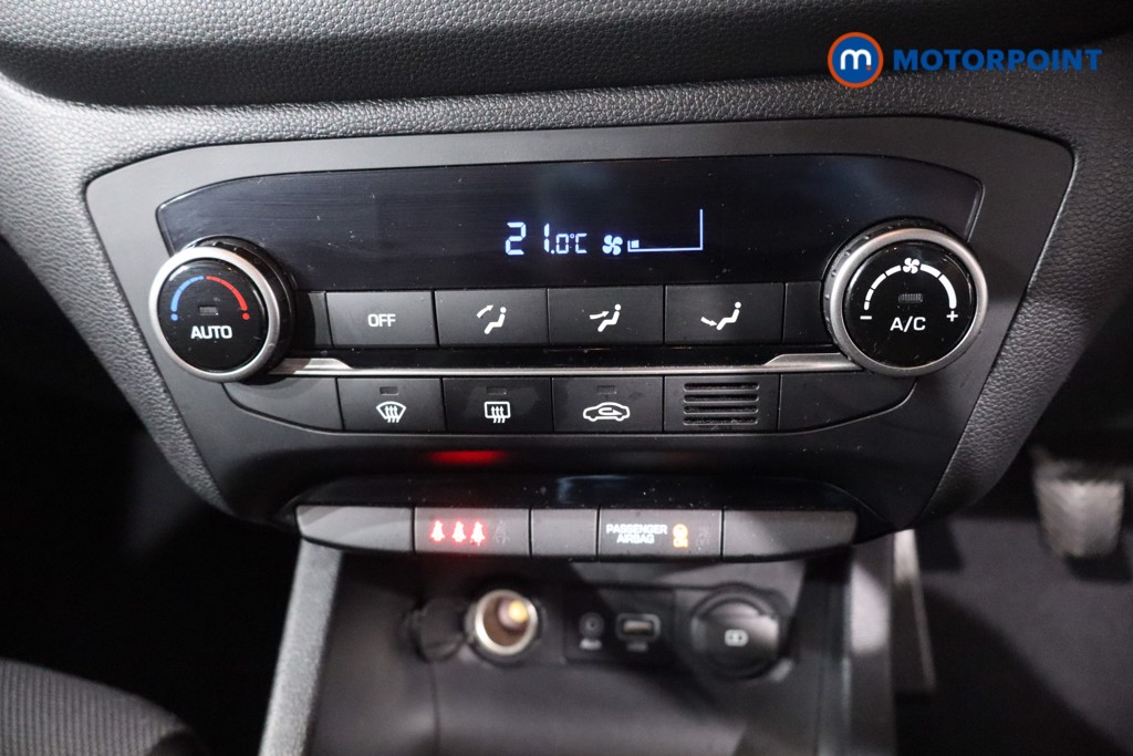 Used Hyundai i20 2018 for sale - 76147006: Photo 24