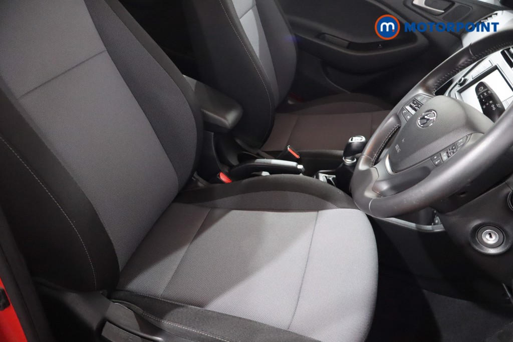 Used Hyundai i20 2018 for sale - 76147006: Photo 31