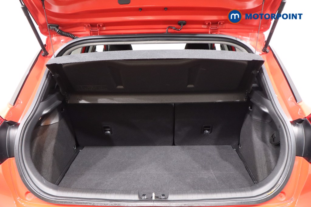 Used Hyundai i20 2018 for sale - 76147006: Photo 44