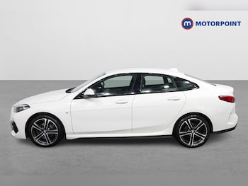 Used BMW 2 Series 2021 for sale - 77500607: Photo