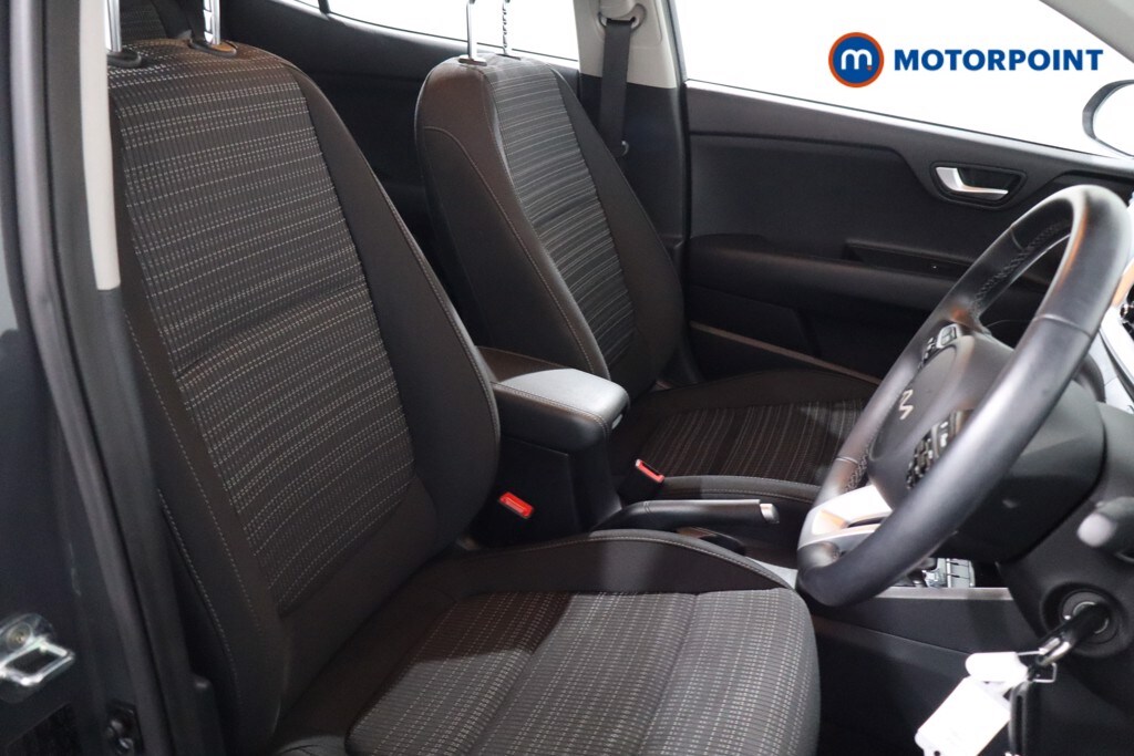 Used Kia Stonic 2022 for sale - 77932290: Photo 32