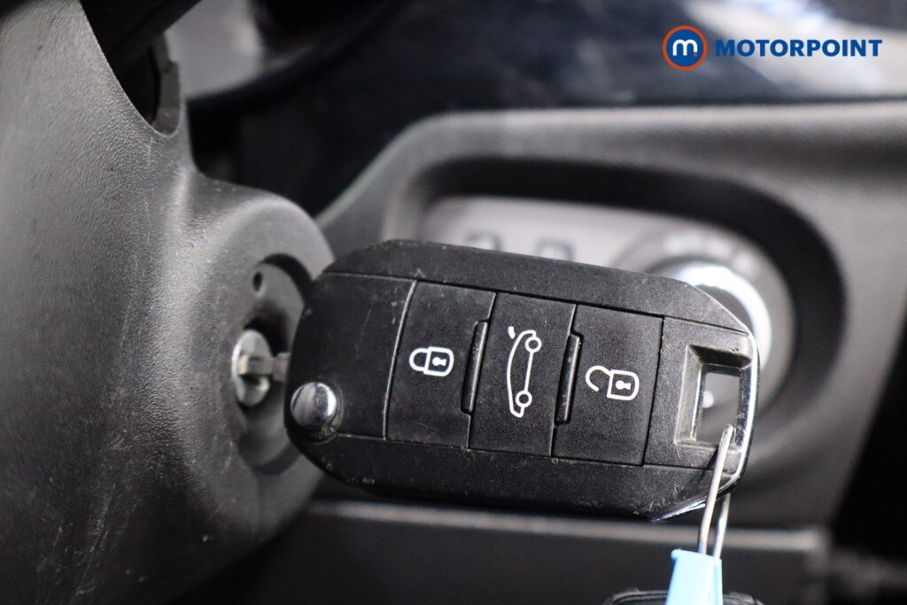 Used Vauxhall Corsa 2023 for sale - 76463910: Photo 21