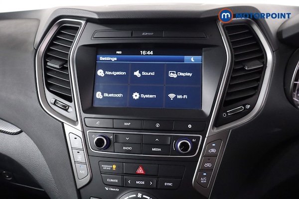 Used Hyundai Santa Fe 2016 for sale - 76067959: Photo 24