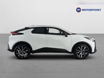 Used Toyota C-HR 2024 for sale - 79674770: Photo