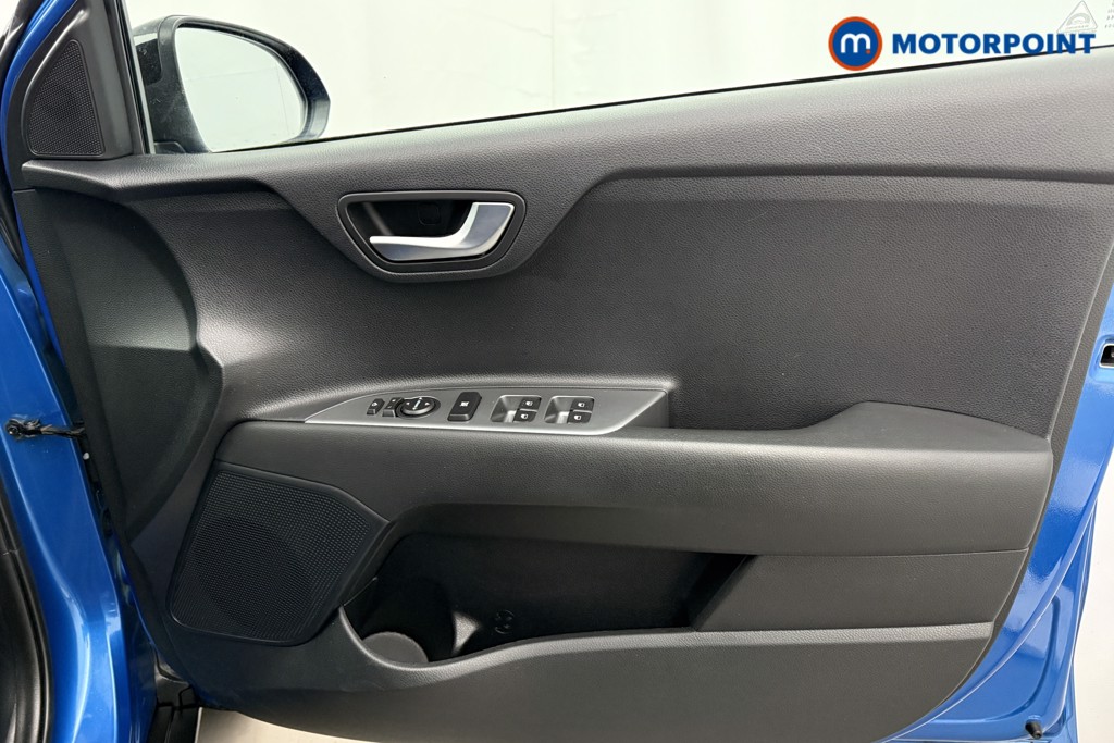 Used Kia Stonic 2023 for sale - 78177010: Photo 28