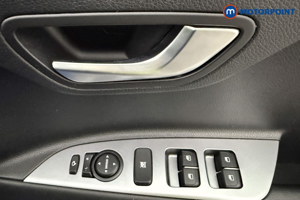 Used Kia Stonic 2023 for sale - 78177010: Photo 29