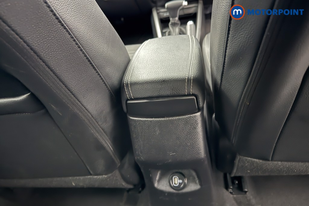 Used Kia Stonic 2023 for sale - 78177010: Photo 32