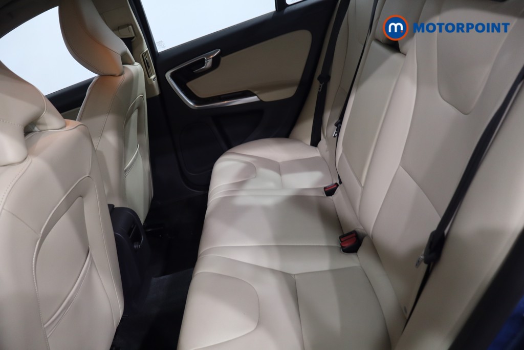 Used Volvo V60 2016 for sale - 78162852: Photo 13