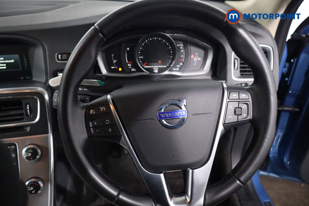 Used Volvo V60 2016 for sale - 78162852: Photo 14