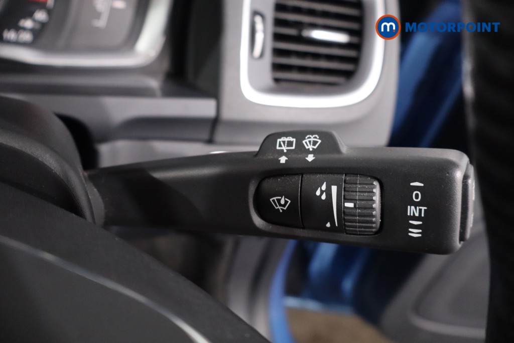 Used Volvo V60 2016 for sale - 78162852: Photo 23