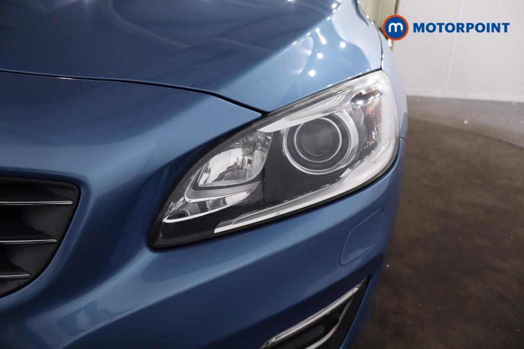 Used Volvo V60 2016 for sale - 78162852: Photo 40