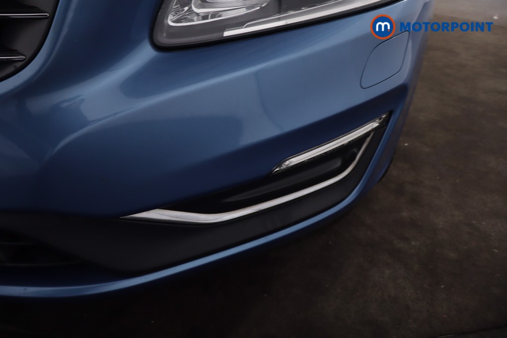 Used Volvo V60 2016 for sale - 78162852: Photo 41