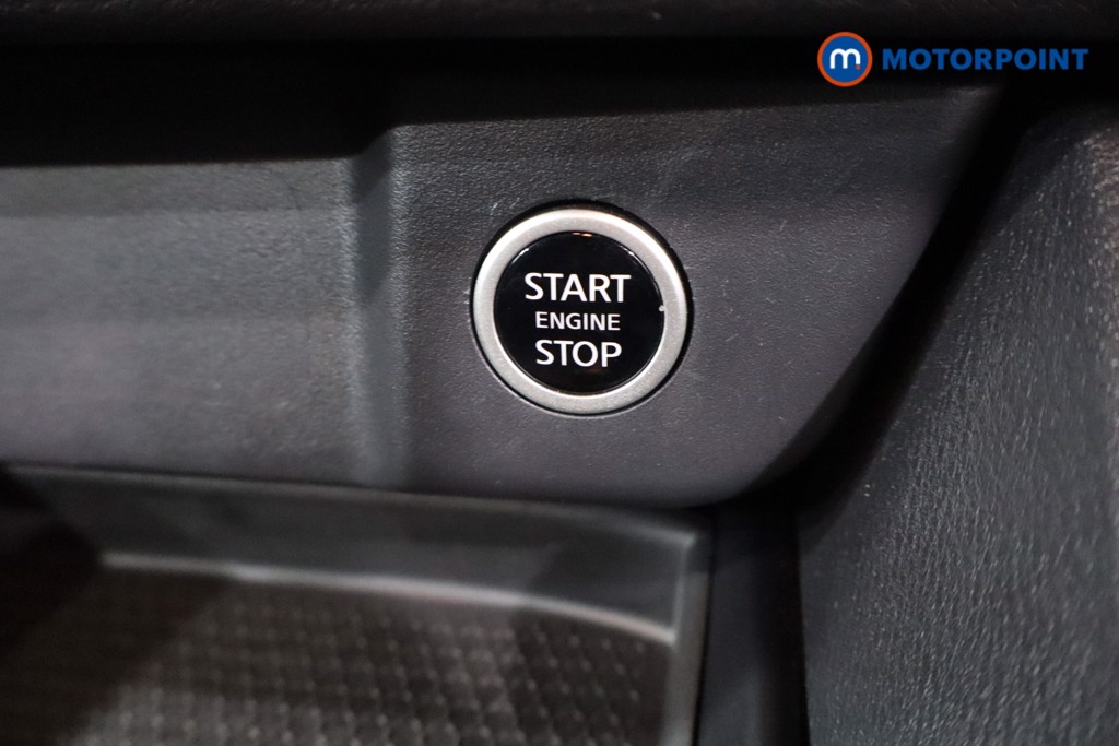 Used Nissan Qashqai 2024 for sale - 77804822: Photo 30