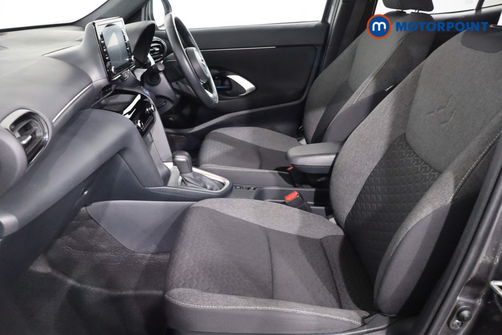 Used Toyota Yaris Cross 2023 for sale - 76428695: Photo 12