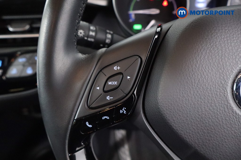 Used Toyota C-HR 2023 for sale - 77340457: Photo 15