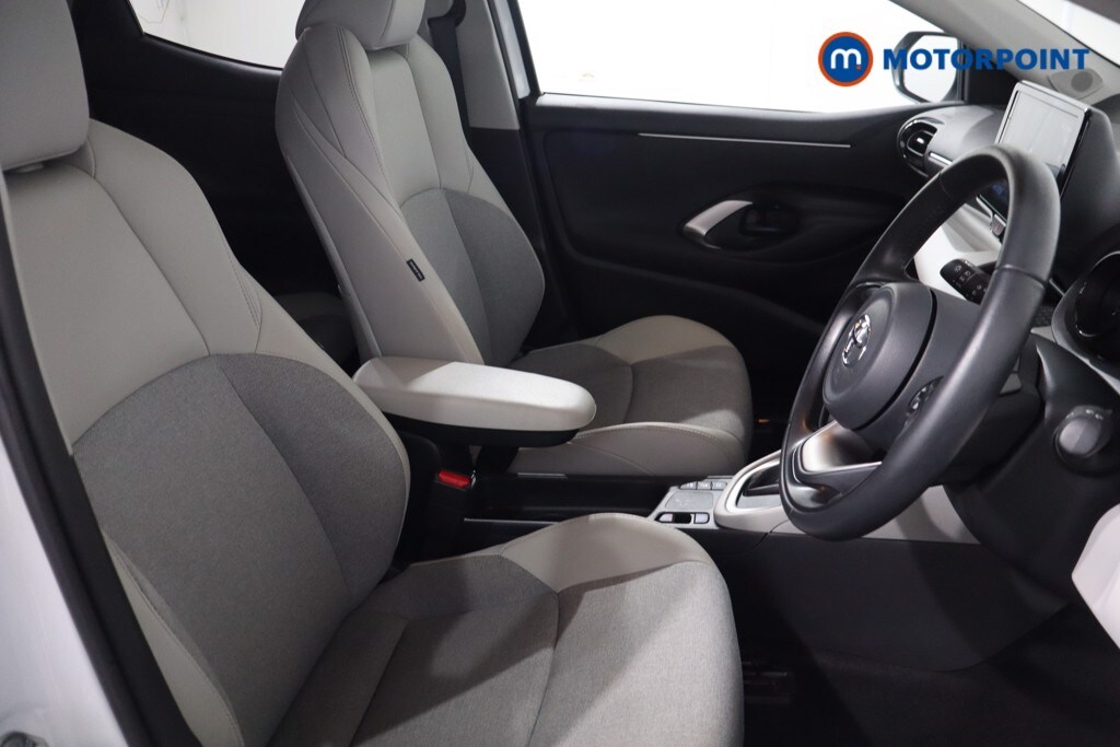 Used Toyota Yaris 2023 for sale - 78144919: Photo 32