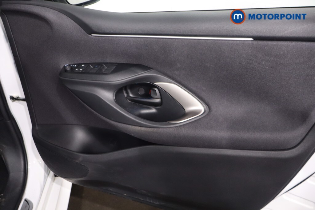 Used Toyota Yaris 2023 for sale - 78144919: Photo 33