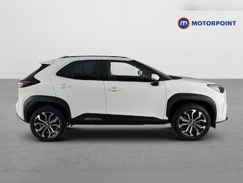 Used Toyota Yaris Cross 2023 for sale - 79238812: Photo