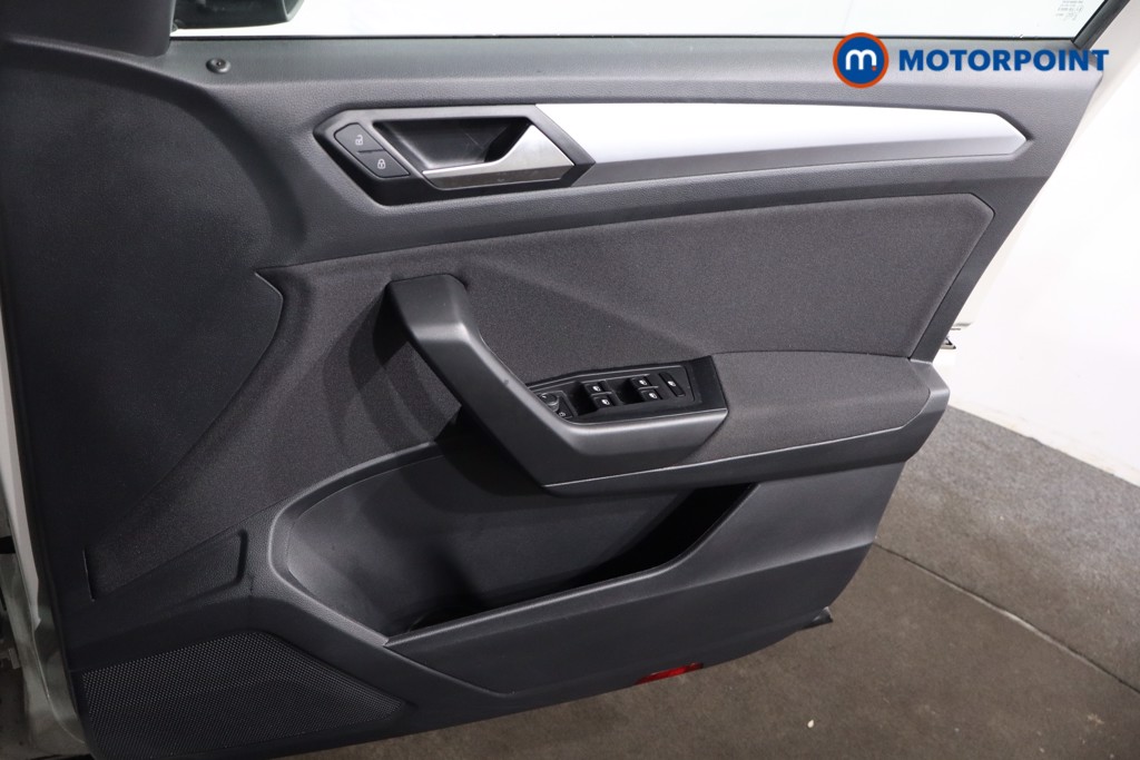 Used Volkswagen T-Roc 2022 for sale - 77354817: Photo 31