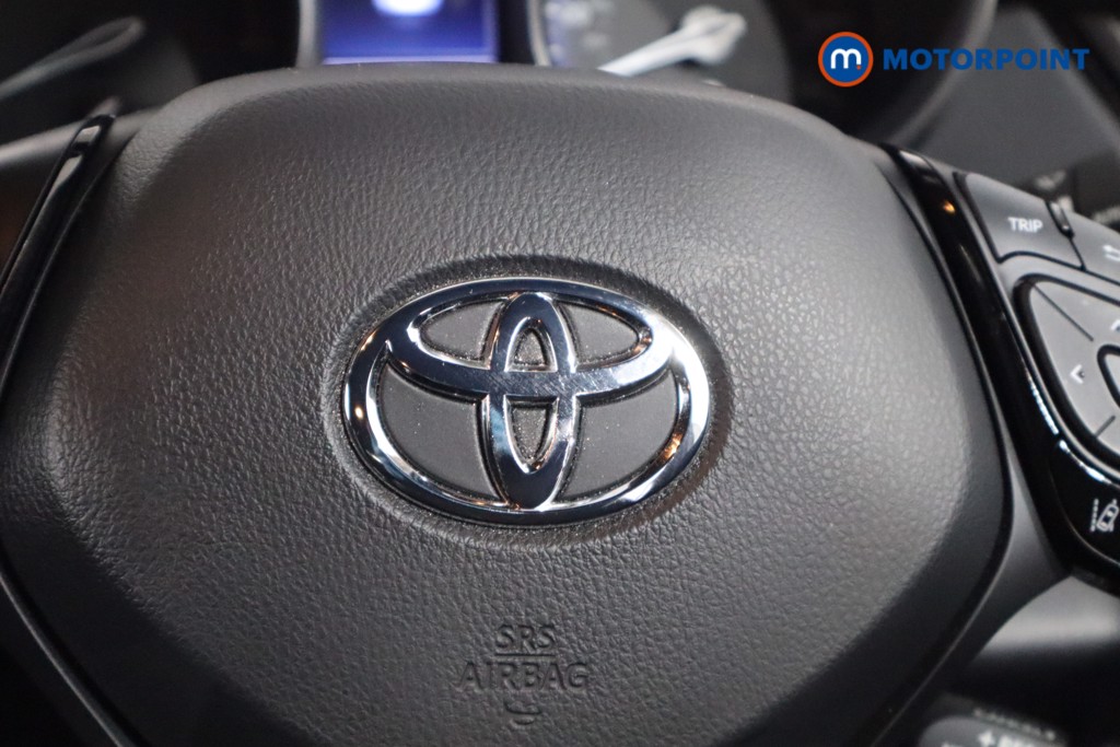 Used Toyota C-HR 2023 for sale - 76219504: Photo 24