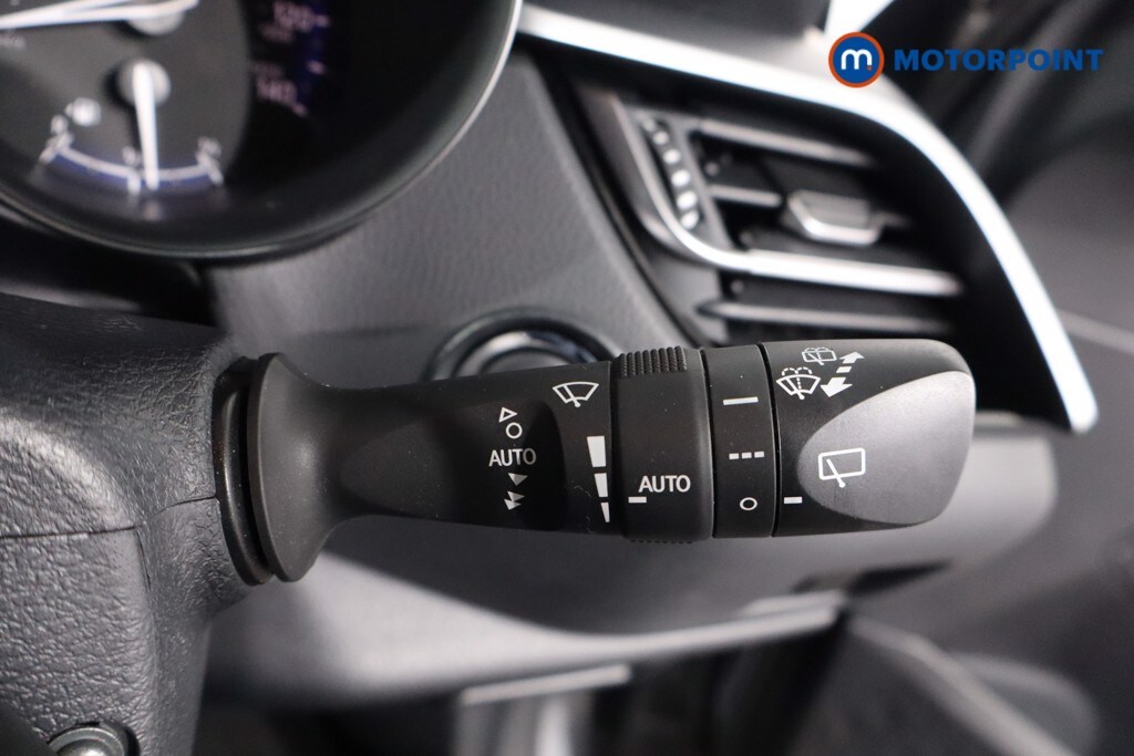 Used Toyota C-HR 2023 for sale - 76219504: Photo 25