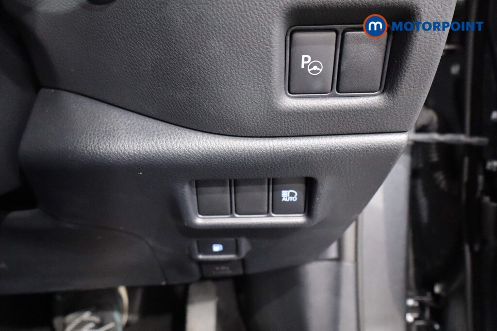 Used Toyota C-HR 2023 for sale - 76219504: Photo 33