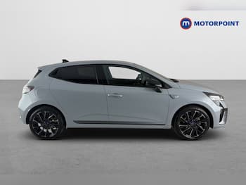 Used Renault Clio 2024 for sale - 79617529: Photo