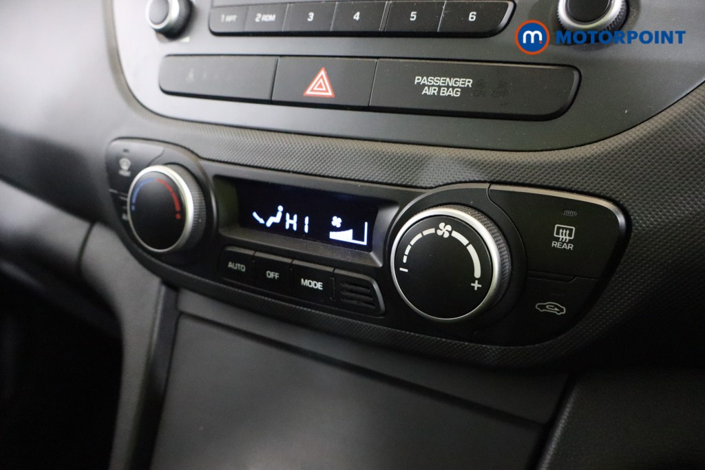 Used Hyundai i10 2017 for sale - 77429286: Photo 16