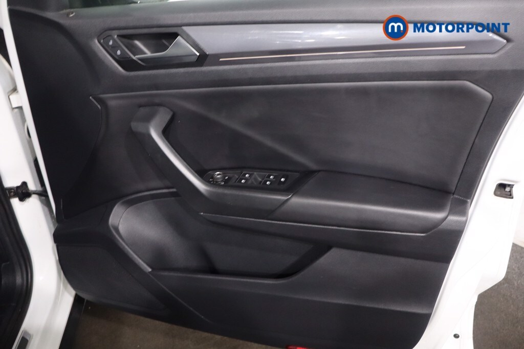 Used Volkswagen T-Roc 2021 for sale - 77417878: Photo 31