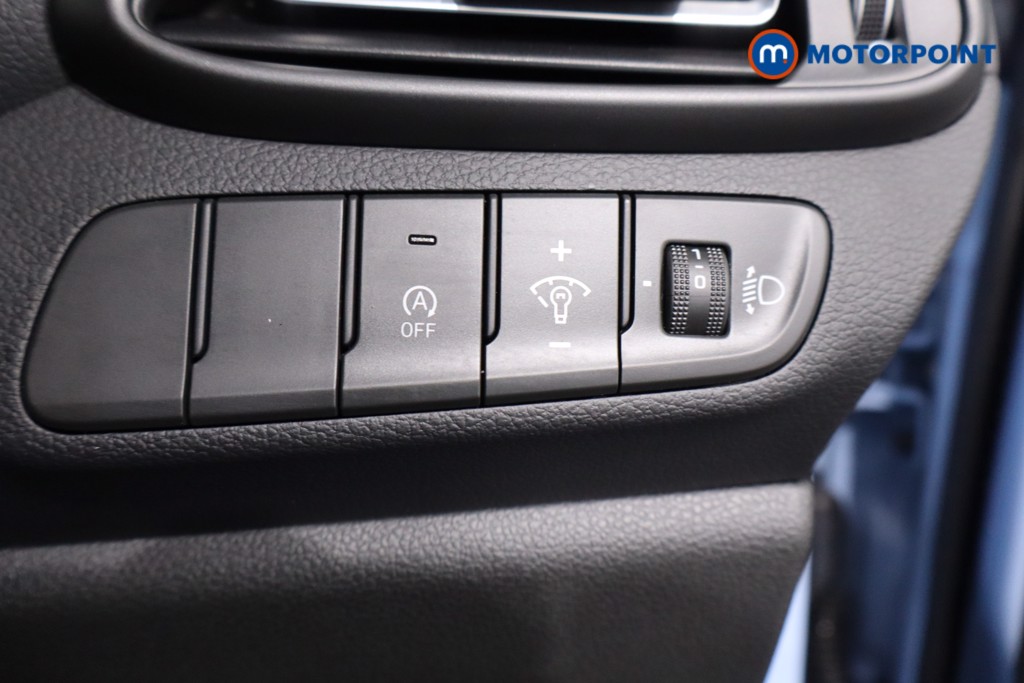 Used Hyundai i30 2023 for sale - 77533492: Photo 31