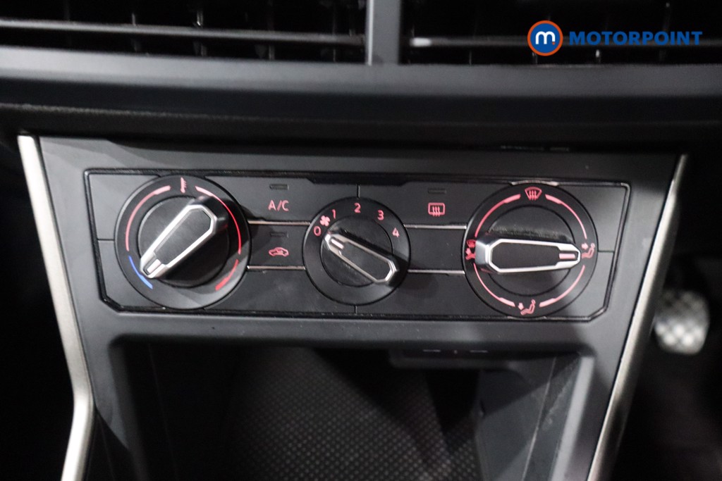 Used Volkswagen Polo 2021 for sale - 76862640: Photo 25