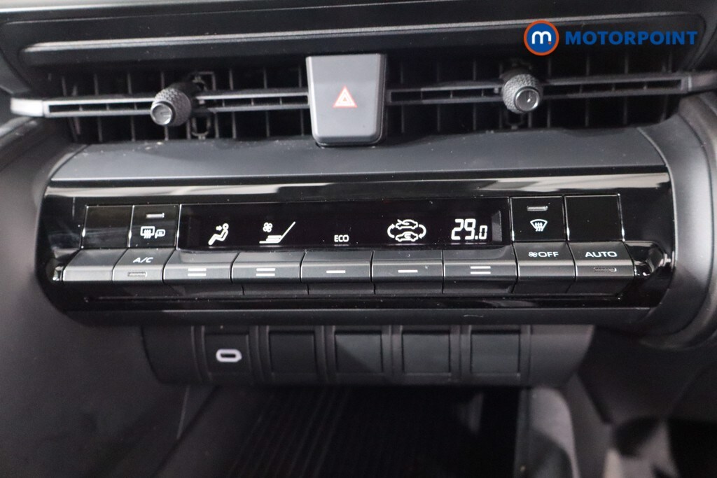 Used Toyota C-HR 2024 for sale - 76046728: Photo 24