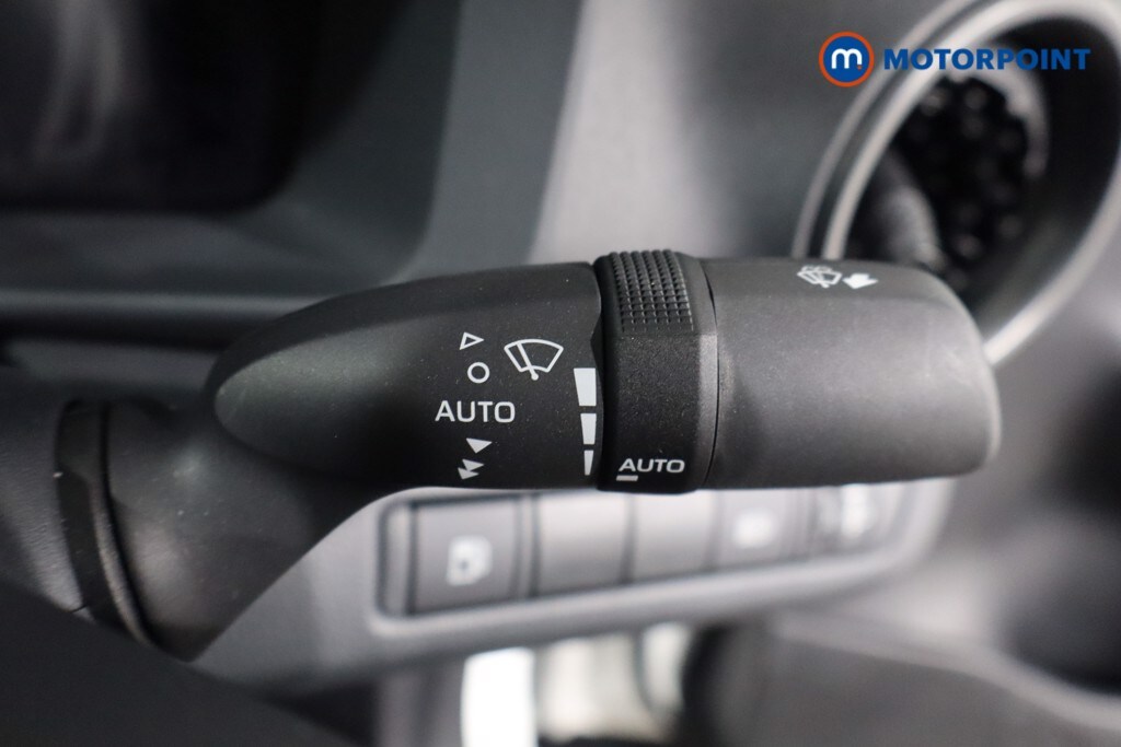 Used Toyota C-HR 2024 for sale - 76046728: Photo 27