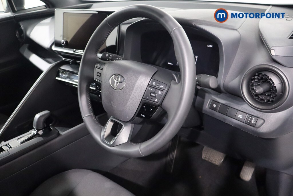 Used Toyota C-HR 2024 for sale - 76046728: Photo 32