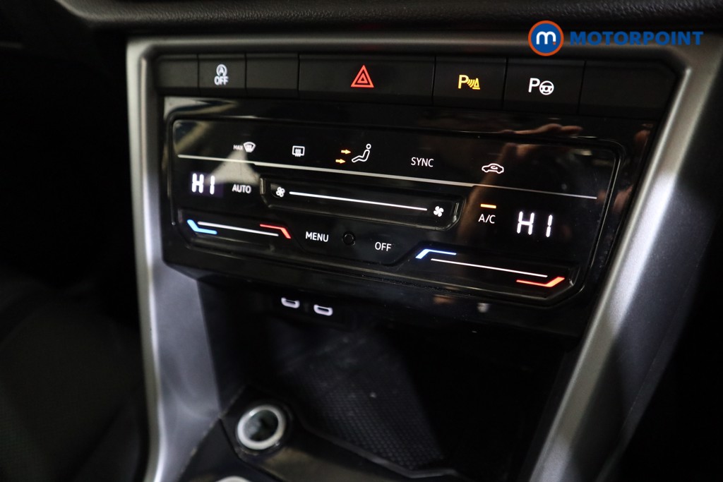 Used Volkswagen T-Roc 2022 for sale - 77543234: Photo 15