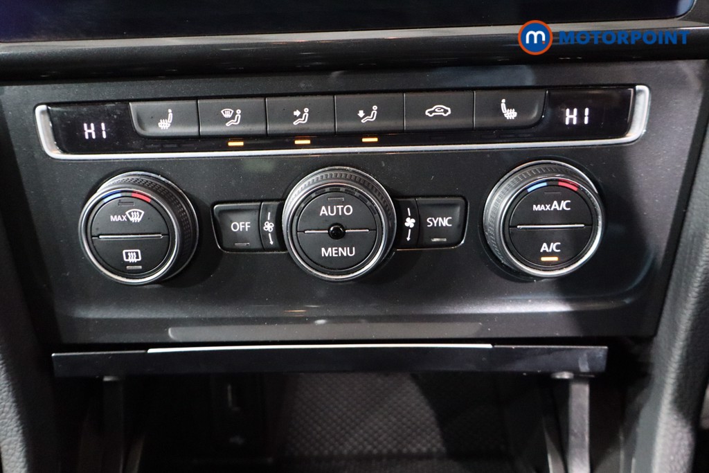 Used Volkswagen Golf 2020 for sale - 76628427: Photo 17