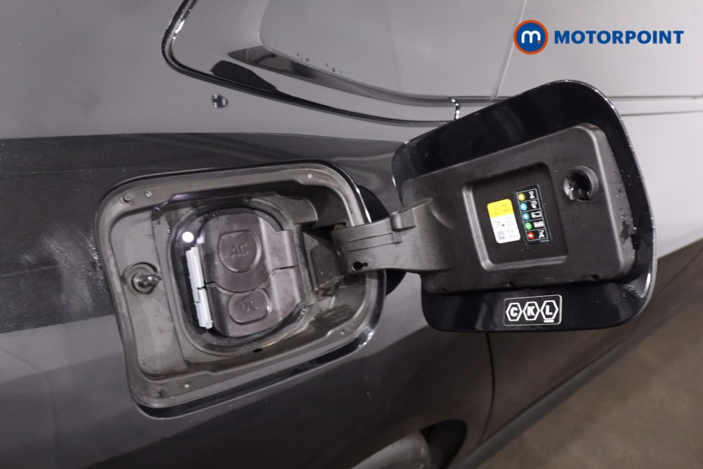 Used BMW i4 2023 for sale - 77297654: Photo 44