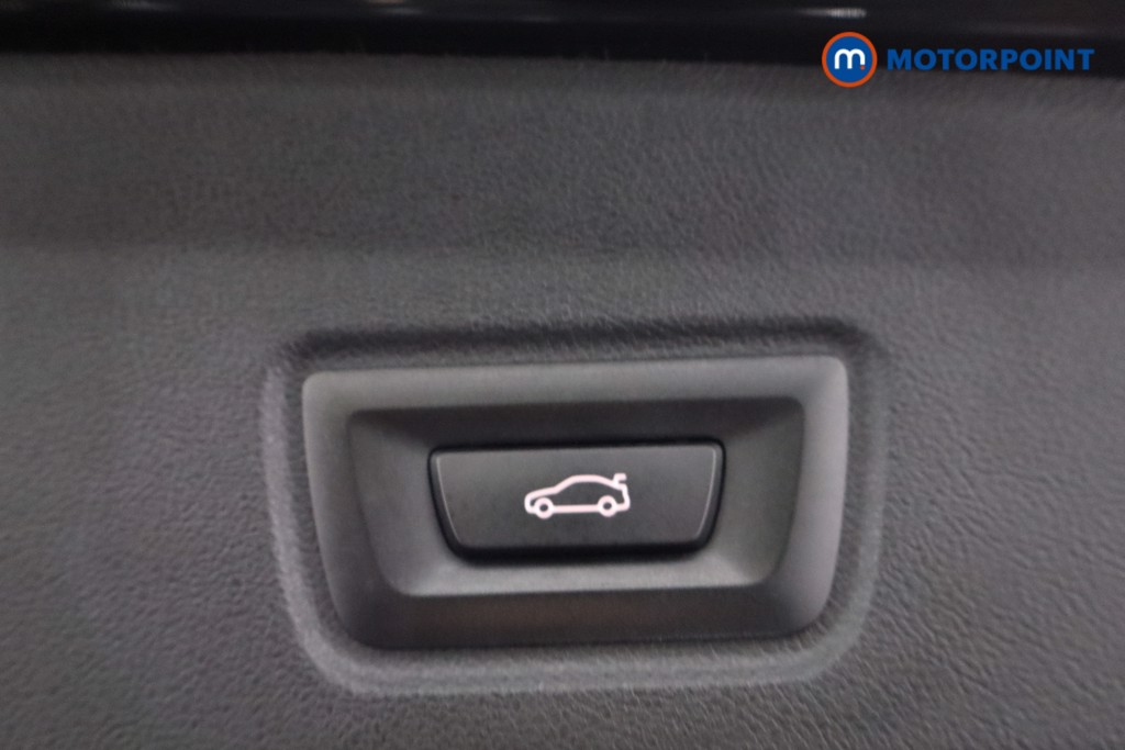 Used BMW i4 2023 for sale - 77297654: Photo 47