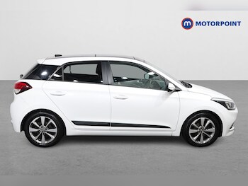Used Hyundai i20 2016 for sale - 76534710: Photo