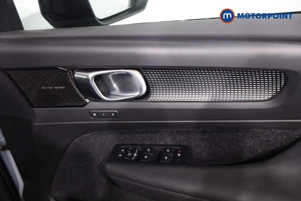 Used Volvo XC40 2020 for sale - 76209581: Photo 34