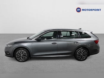 Used Skoda Octavia 2023 for sale - 75997598: Photo 4