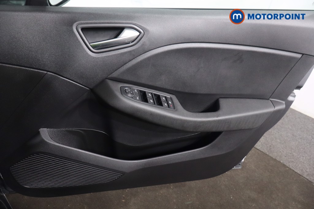 Used Renault Clio 2023 for sale - 76905531: Photo 28