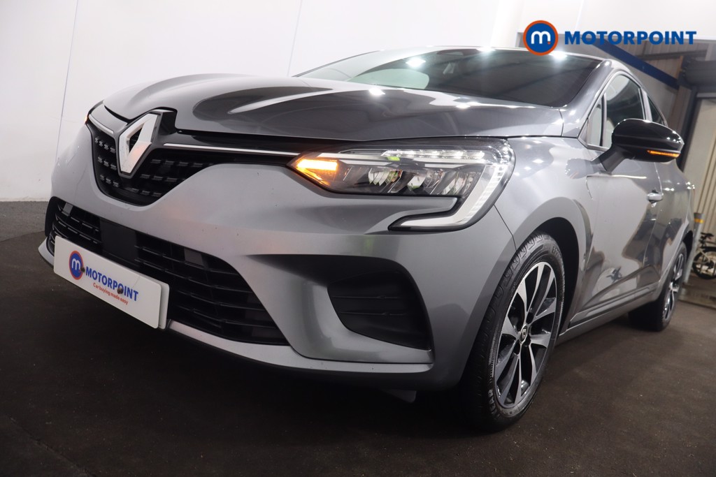 Used Renault Clio 2023 for sale - 76905531: Photo 33