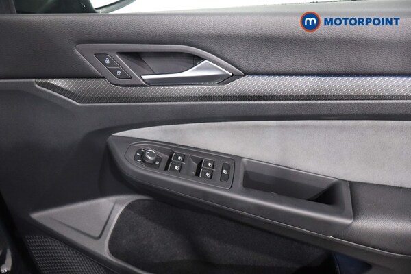 Used Volkswagen Golf 2022 for sale - 76172748: Photo 29