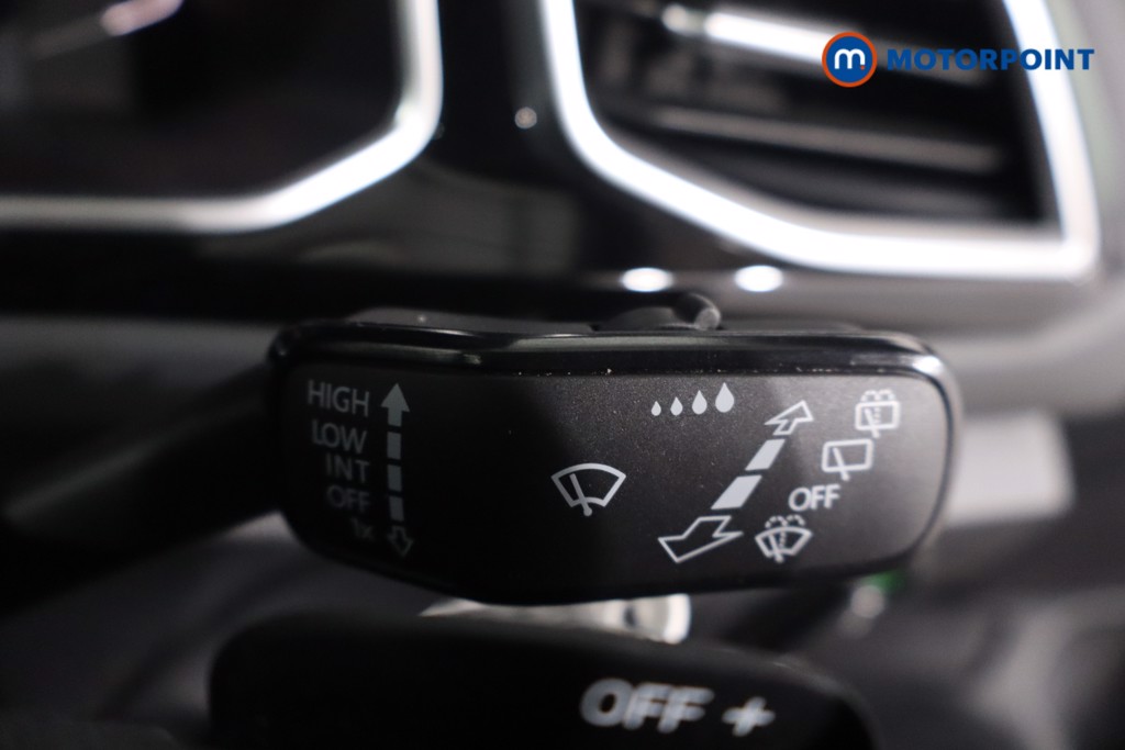 Used Volkswagen T-Roc 2022 for sale - 77194744: Photo 23