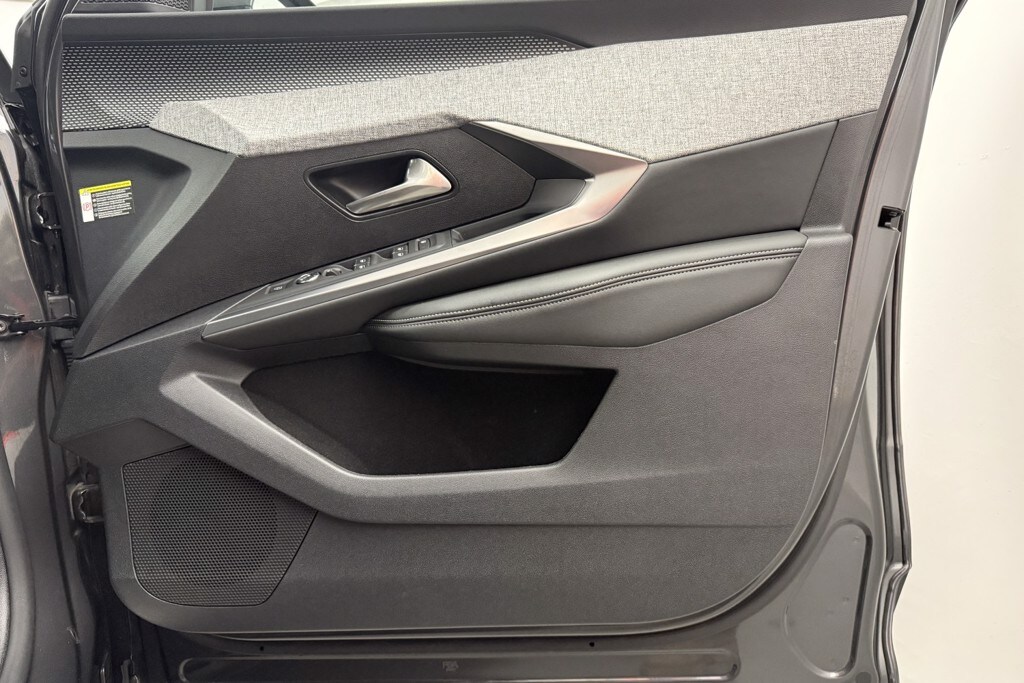 Used Peugeot 3008 2024 for sale - 76934066: Photo 27