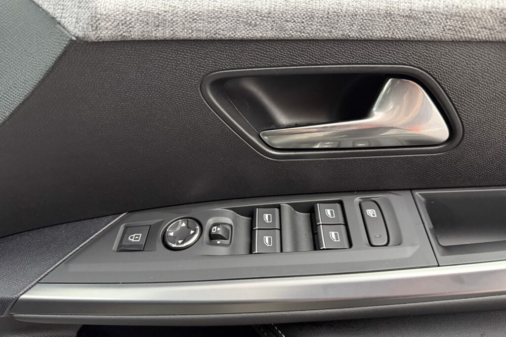 Used Peugeot 3008 2024 for sale - 76934066: Photo 28