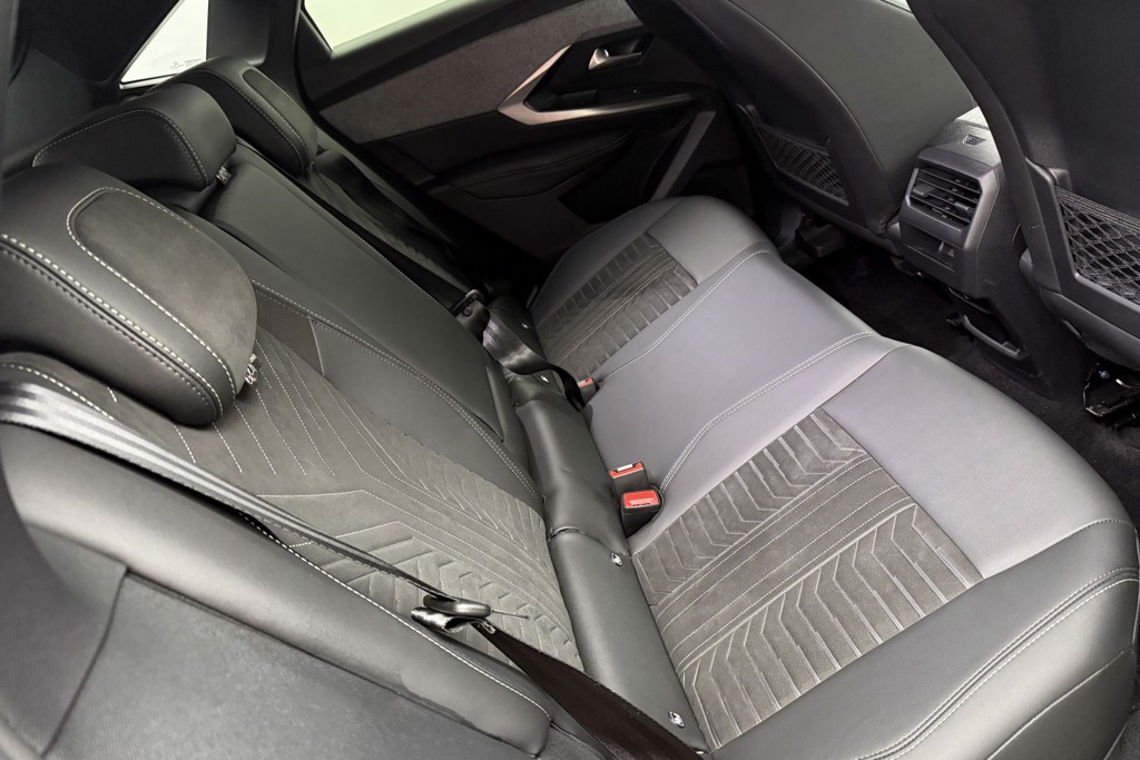 Used Peugeot 3008 2024 for sale - 76934066: Photo 32